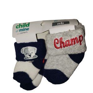 Carter's Child of Mine Newborn Socks 4 pair out of a pack of 6 2 pair missing